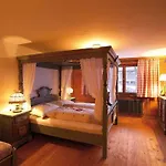 Alps Villa *